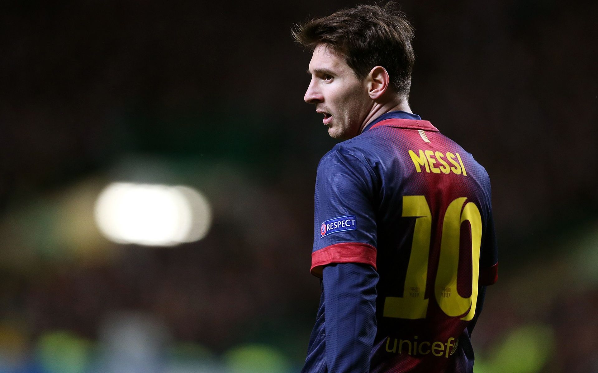 并迅速成为 并迅速成为